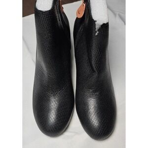 Gentle Souls Blaise 2 Black Leather Perforated Ankle Boots Block Heel Women 5.5